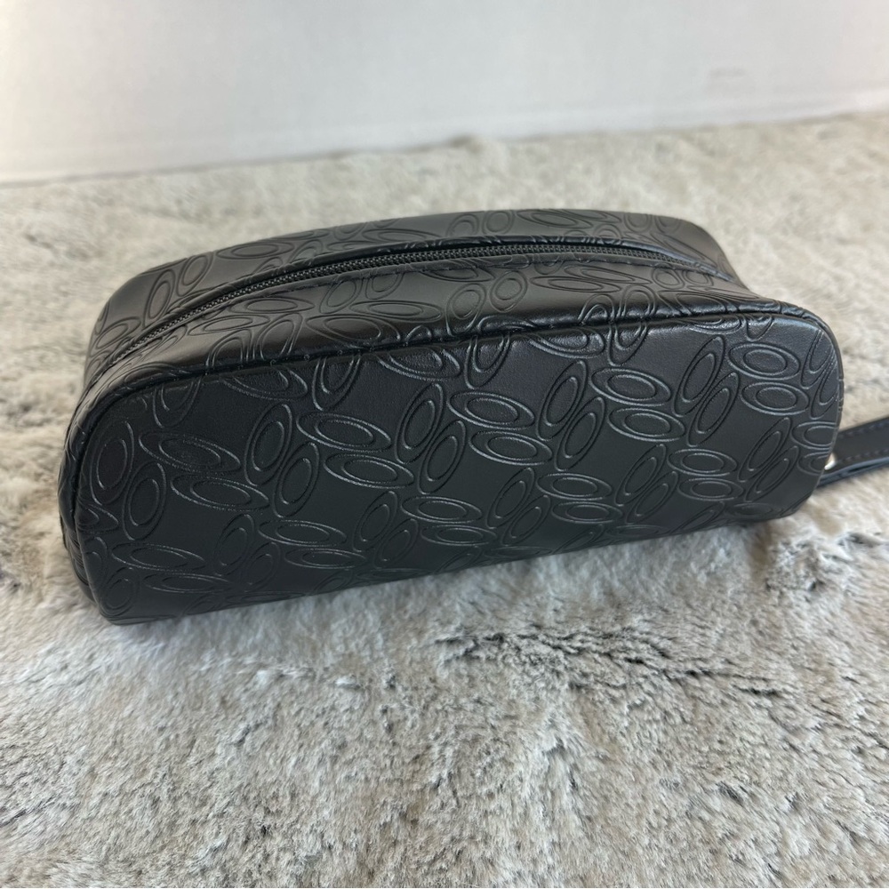 Oakley Soft Shell Sunglass Case - Picture 3 of 9